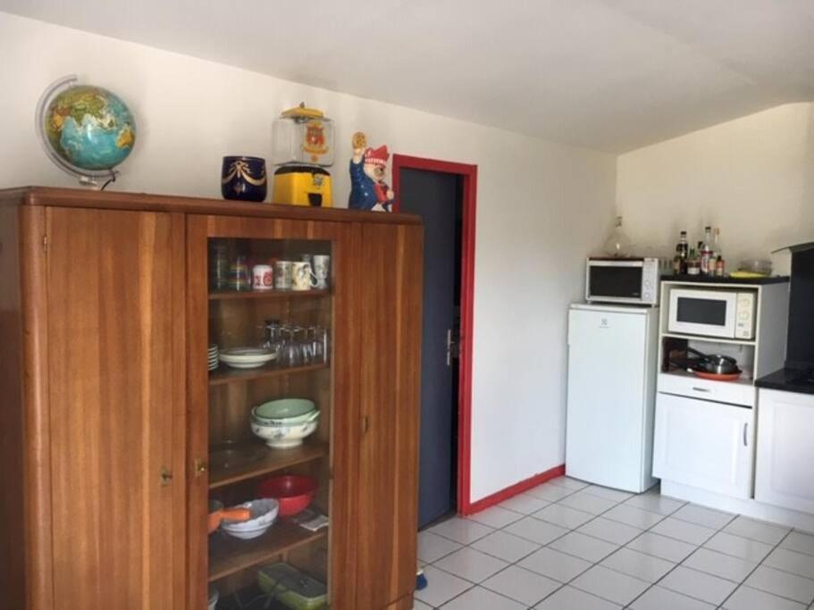 Le Depot Appartement Du Canal 80M2 A Champvert Kültér fotó